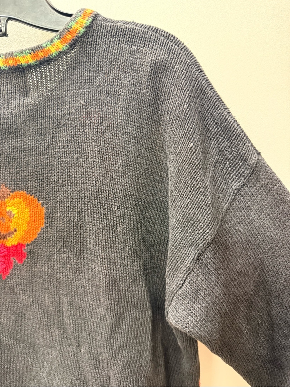 Women’s Vintage Halloween Tiara Cardigan M/L Orange Black Jack o’ Lanterns - Picture 7 of 10